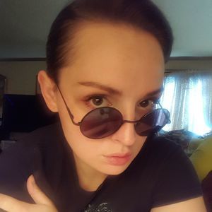 Meet your Posher, Hailey